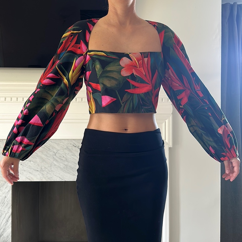 Mara Hoffman cropped blouse, open back, puffed sleeves, tropical print, size 8
